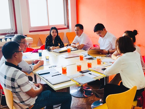 山(shān)東(dōng)科(kē)技(jì)咨詢協會(huì)一(yī)行(xíng)赴上(shàng)海(hǎi)考察學習(xí)科(kē)技(jì)咨詢相(xiàng)關工(gōng)作(zuò)經驗